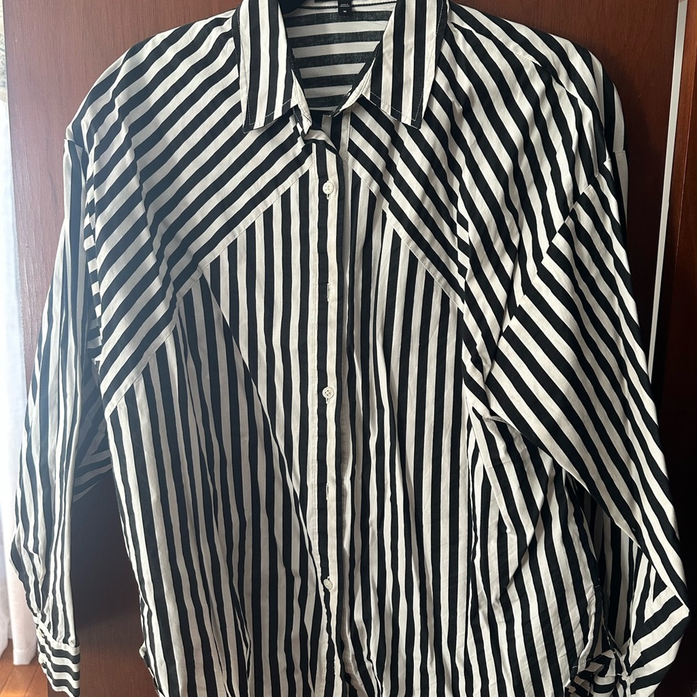 Express Black and White Vertical Stripe Button-Down Shirt